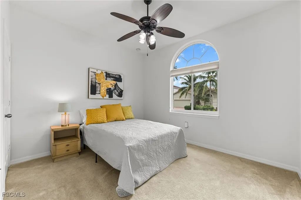 8615 Sumner Avenue Fort Myers FL 33908
