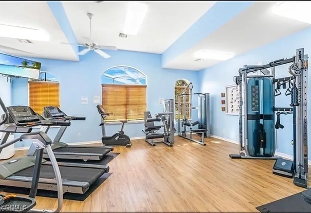 8615 Sumner Avenue Fort Myers FL 33908