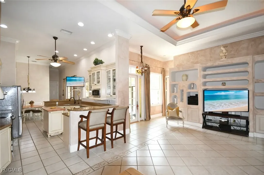 1829 Piccadilly Circle Cape Coral FL 33991