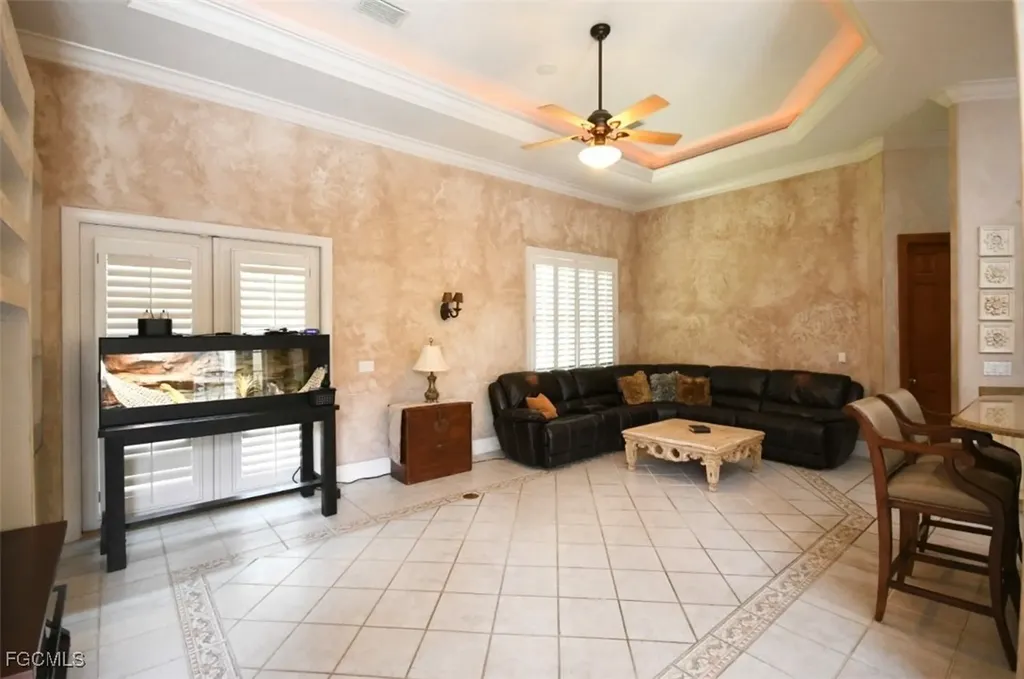 1829 Piccadilly Circle Cape Coral FL 33991