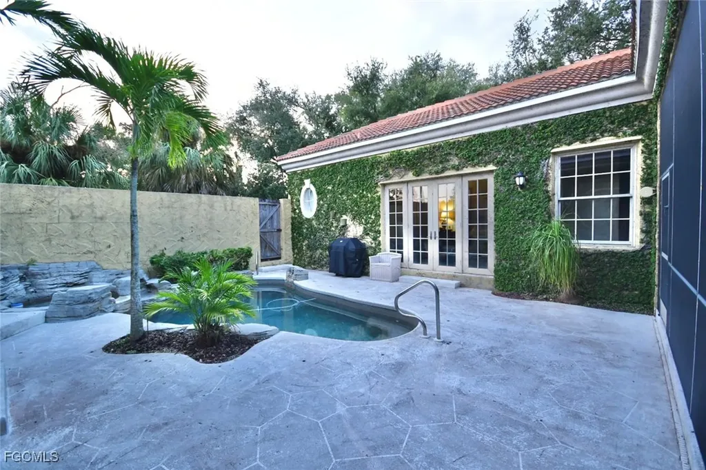 1829 Piccadilly Circle Cape Coral FL 33991