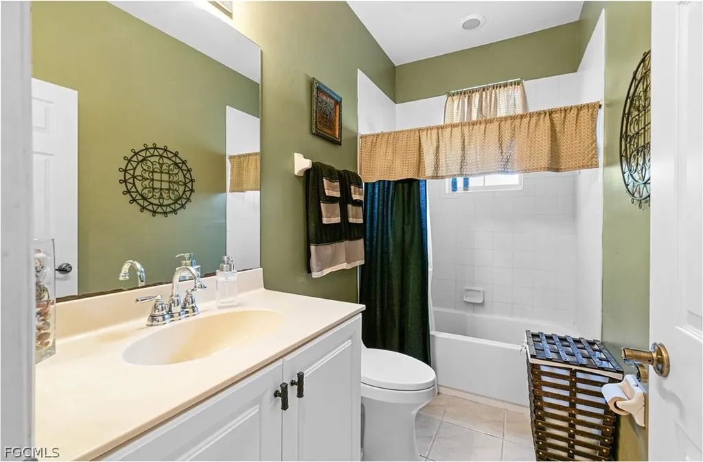 4209 Liron Avenue Fort Myers FL 33916