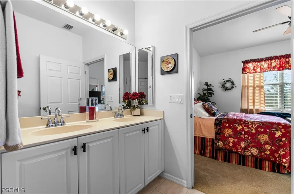 4209 Liron Avenue Fort Myers FL 33916