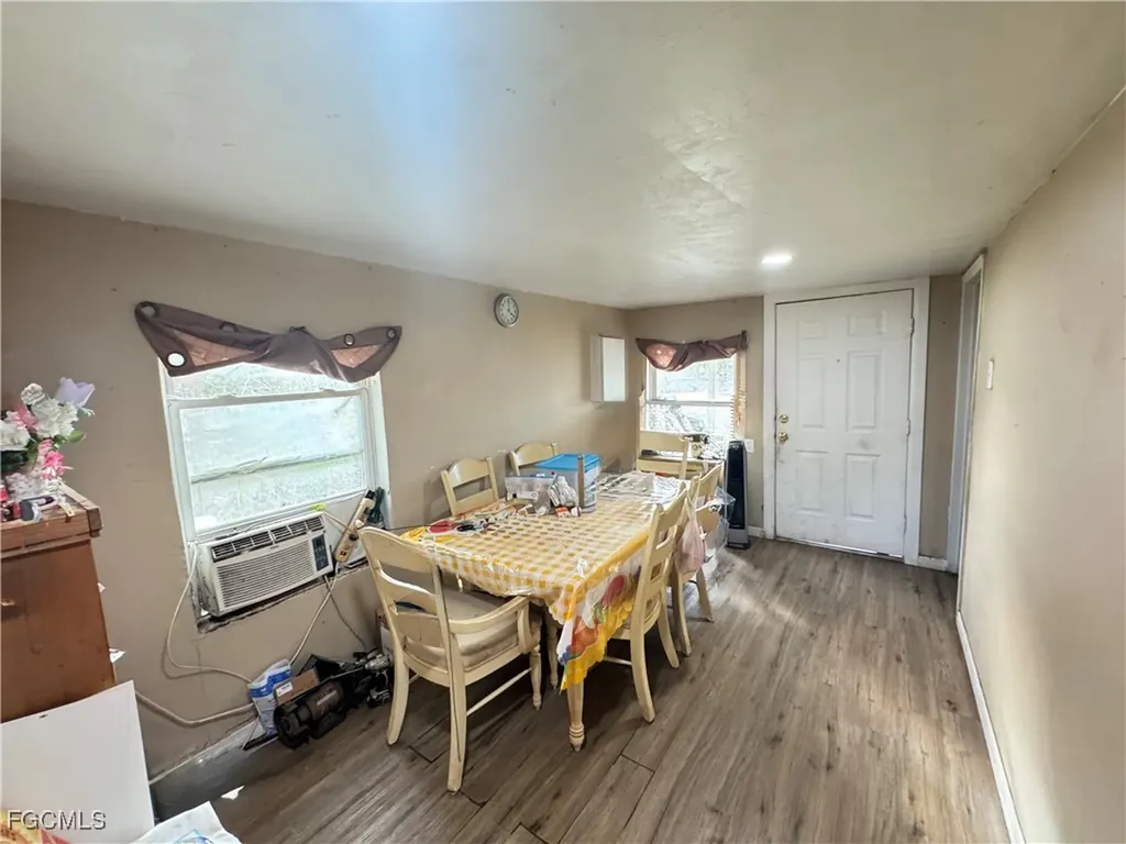 306 13th Street SE Immokalee FL 34142-3220