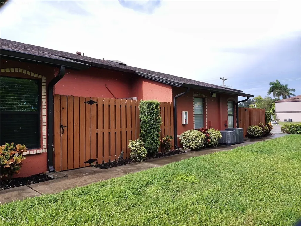 804 SW 47th Terrace Cape Coral FL 33914