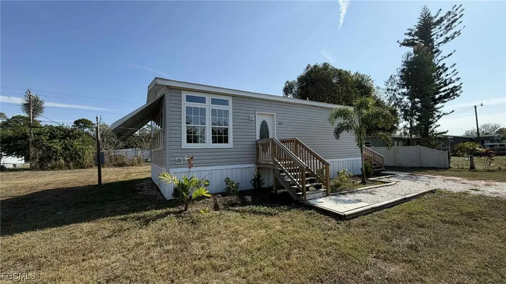 8093 Marx Drive North Fort Myers FL 33917