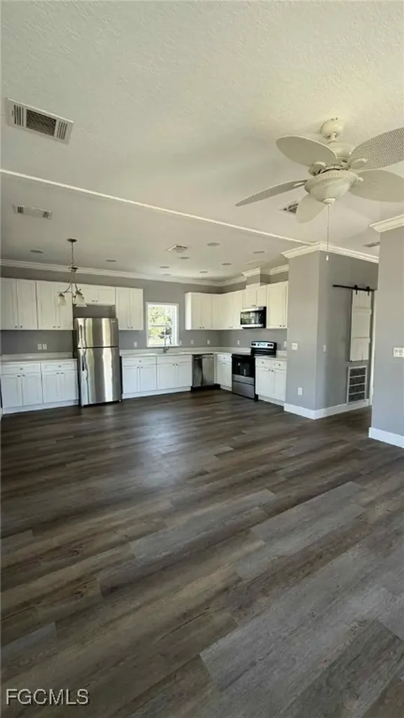 8093 Marx Drive North Fort Myers FL 33917