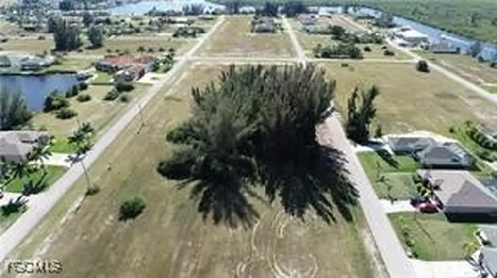 2819 NW 45th Place Cape Coral FL 33993