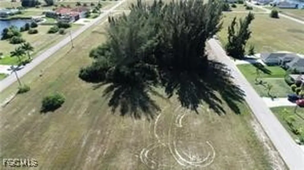 2819 NW 45th Place Cape Coral FL 33993