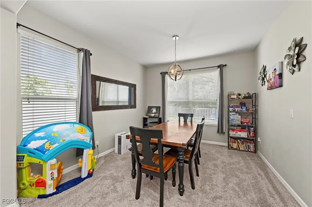 5224 58th Terrace E Bradenton FL 34203