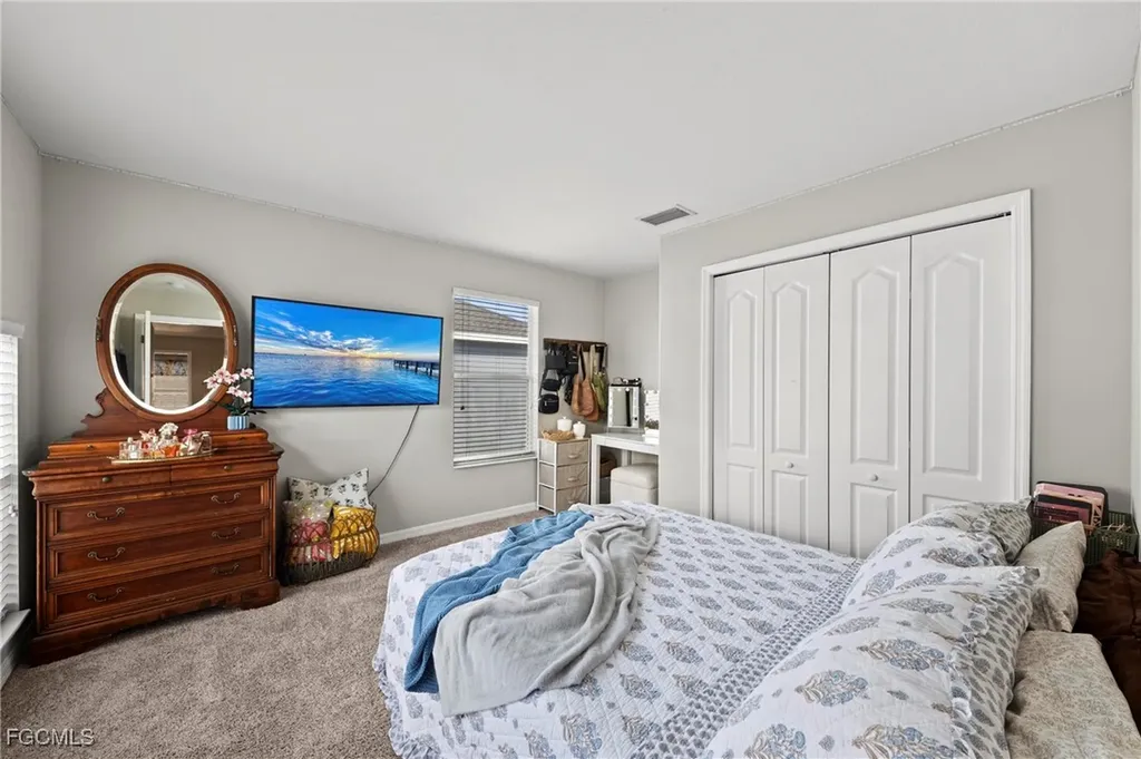 5224 58th Terrace E Bradenton FL 34203