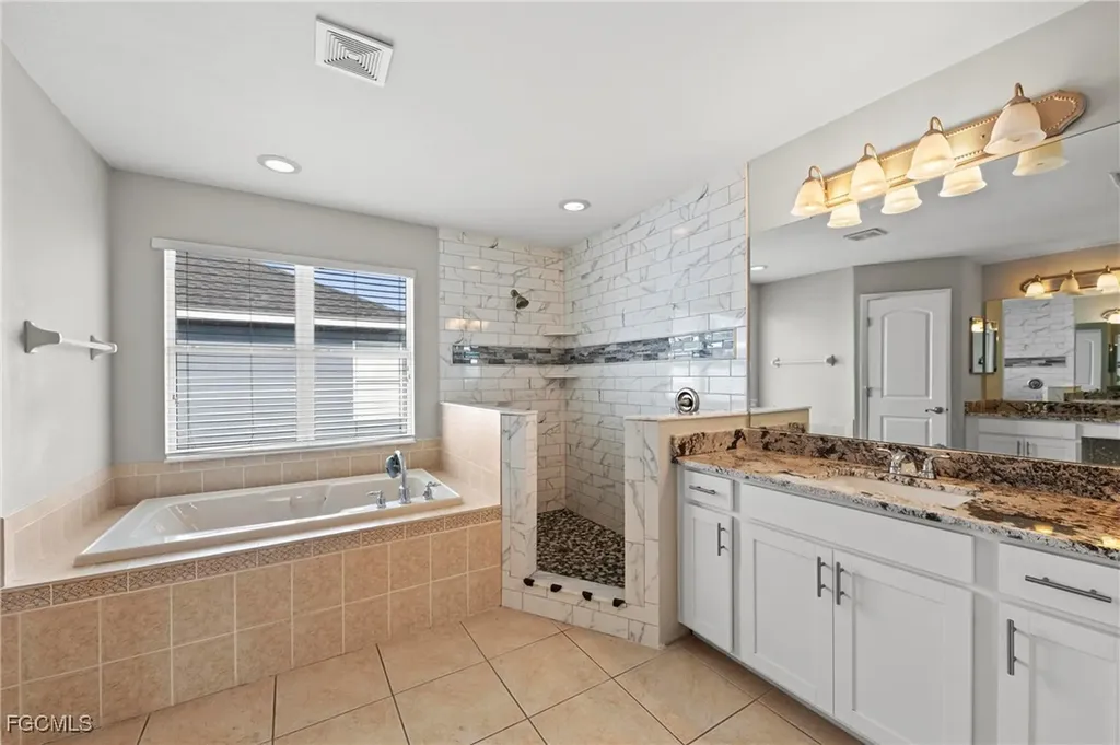 5224 58th Terrace E Bradenton FL 34203