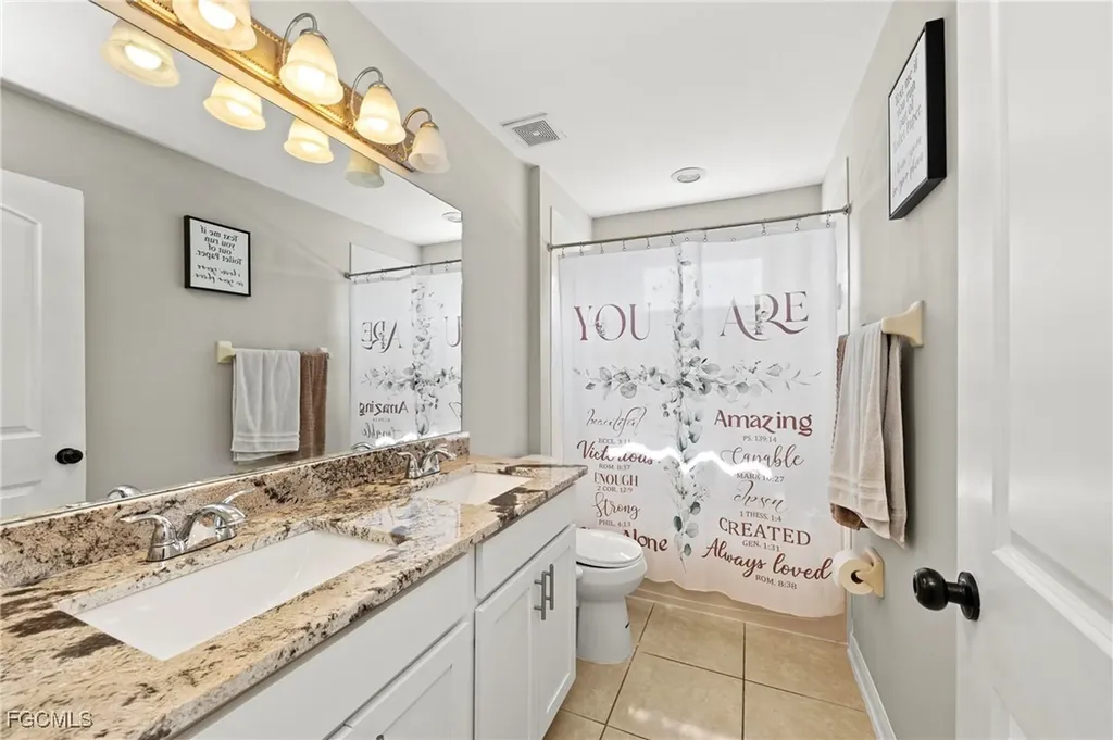 5224 58th Terrace E Bradenton FL 34203