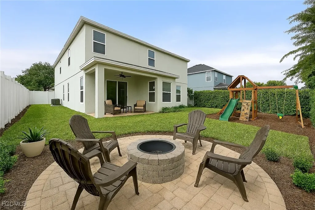 5224 58th Terrace E Bradenton FL 34203