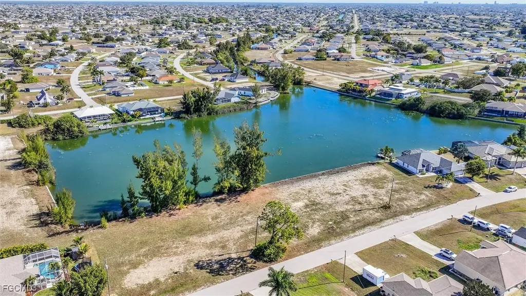 1235 NW 20th Place Cape Coral FL 33993