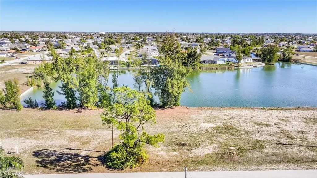 1235 NW 20th Place Cape Coral FL 33993
