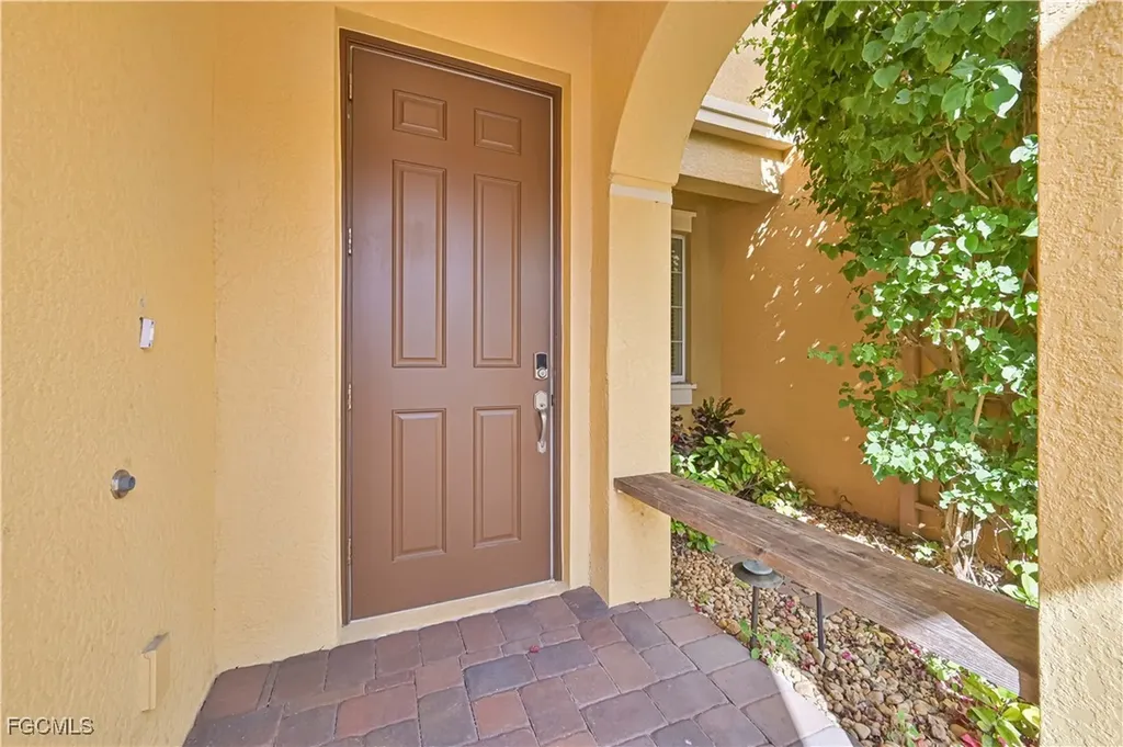 10120 Tin Maple Drive Estero FL 33928
