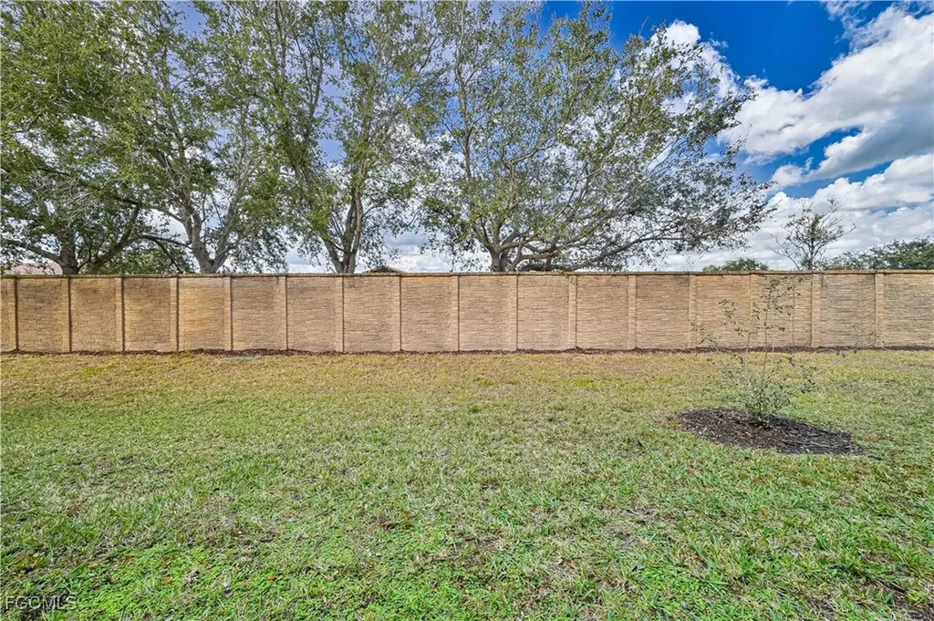 10120 Tin Maple Drive Estero FL 33928