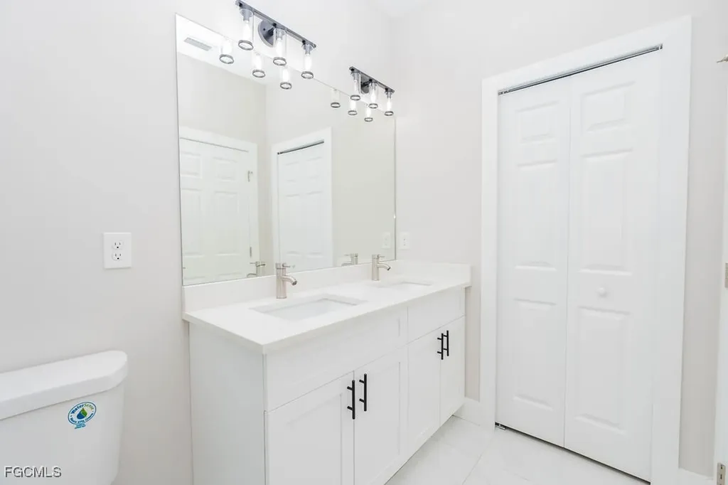 4419 22nd Street SW Lehigh Acres FL 33973