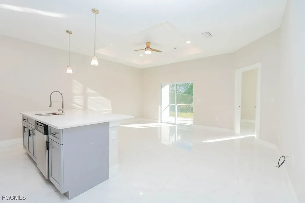 4419 22nd Street SW Lehigh Acres FL 33973