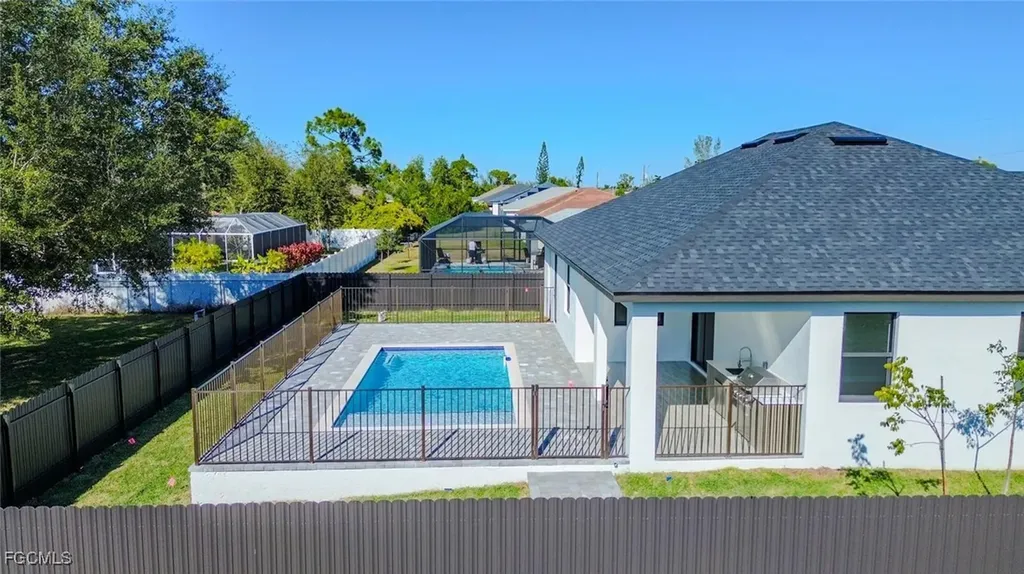 1116 NW 21st Place Cape Coral FL 33993