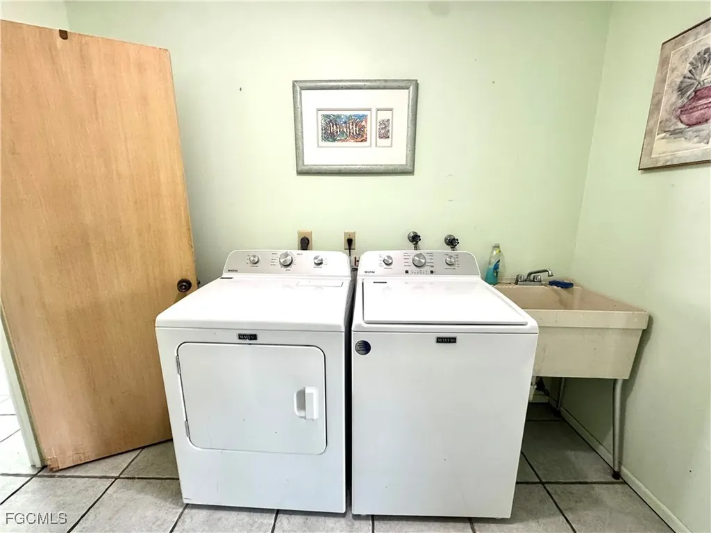 1048 Porpoise Road Venice FL 34293