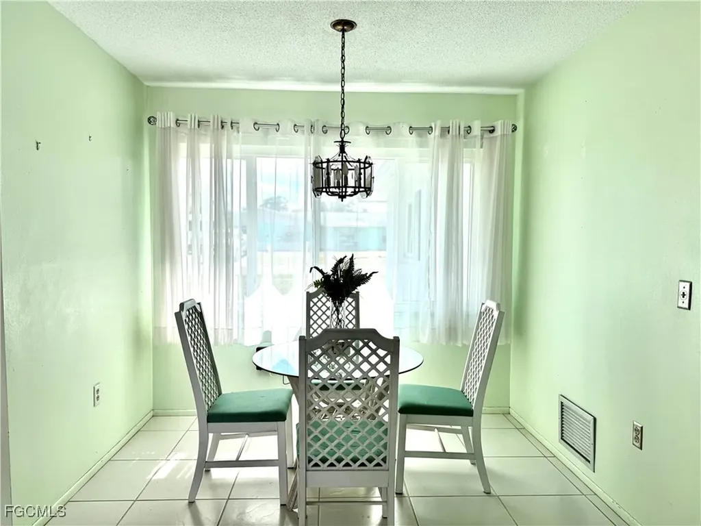 1048 Porpoise Road Venice FL 34293