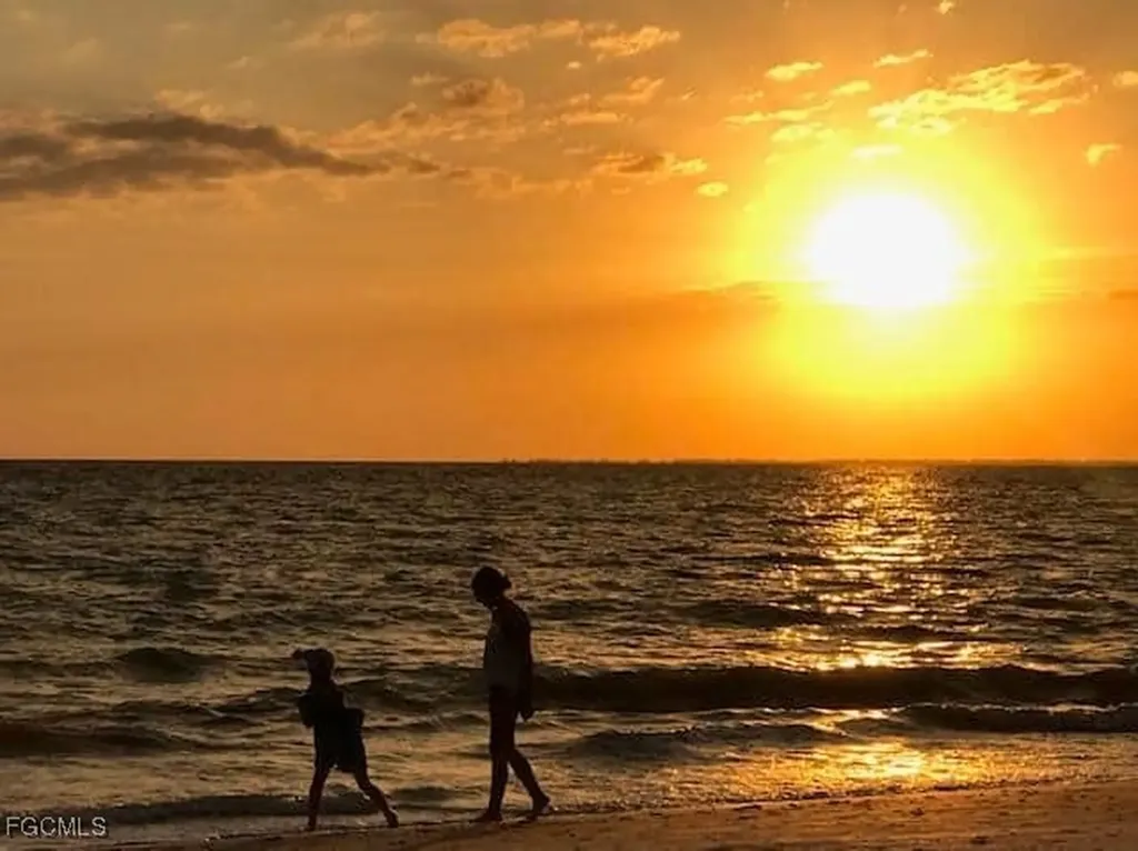 Fort Myers Beach FL 33931
