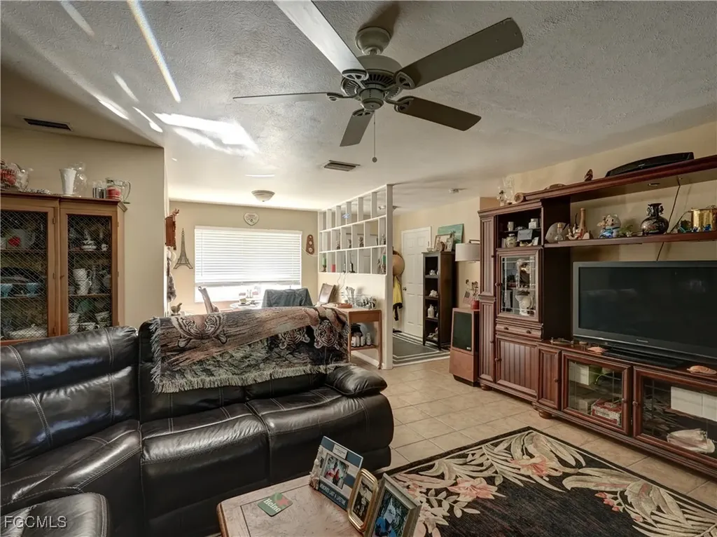 12055 Matlacha Boulevard Matlacha Isles FL 33991
