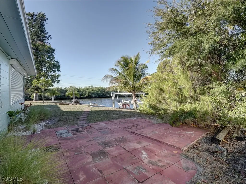 12055 Matlacha Boulevard Matlacha Isles FL 33991