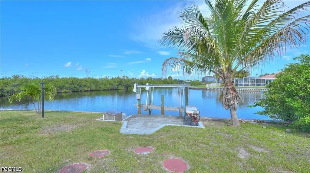 12055 Matlacha Boulevard Matlacha Isles FL 33991