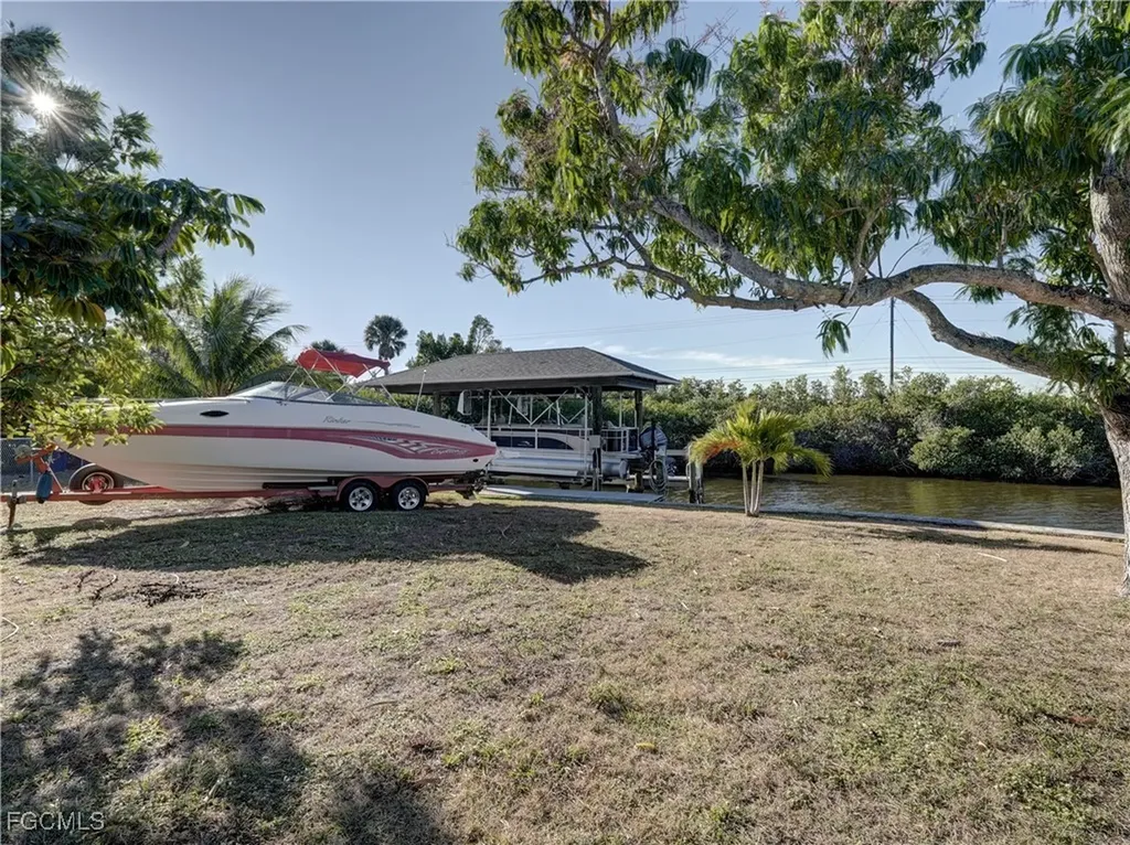 12055 Matlacha Boulevard Matlacha Isles FL 33991
