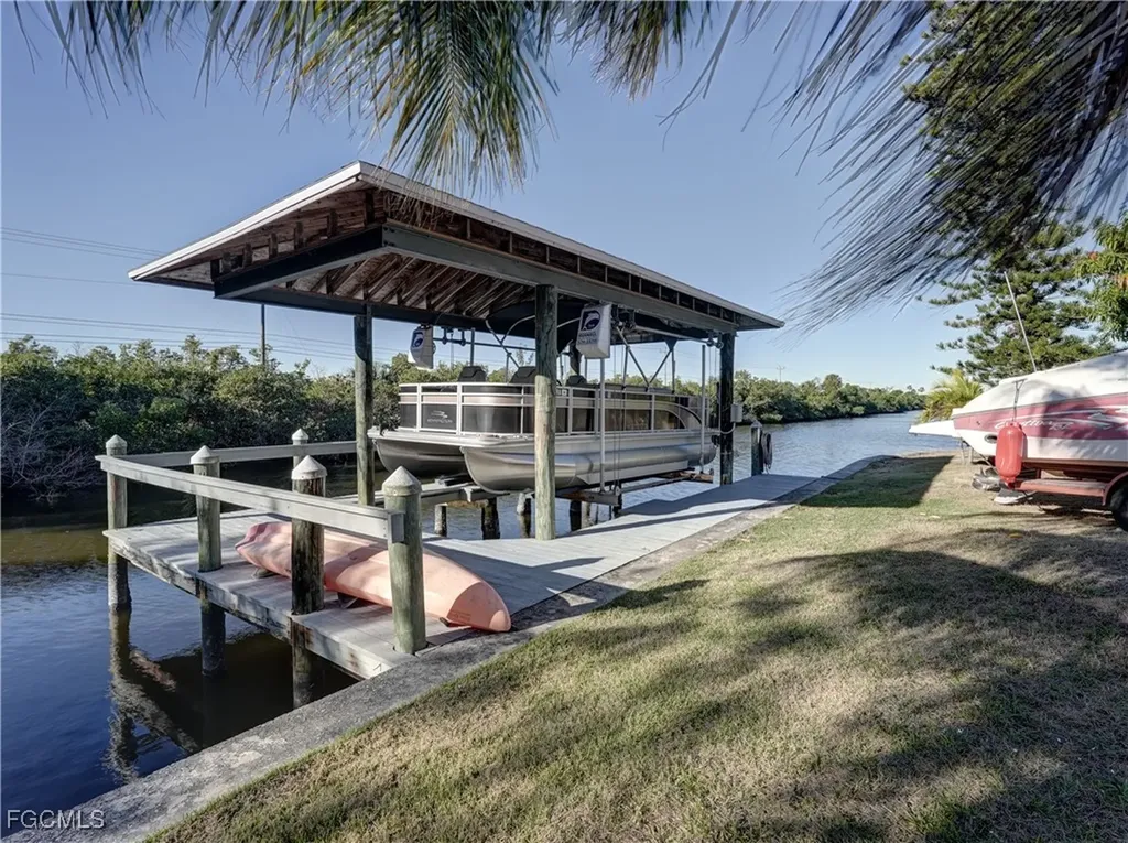 12055 Matlacha Boulevard Matlacha Isles FL 33991