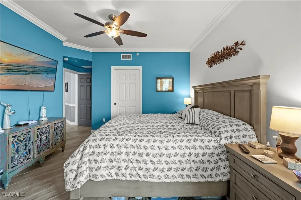 2745 1st Street Fort Myers FL 33916