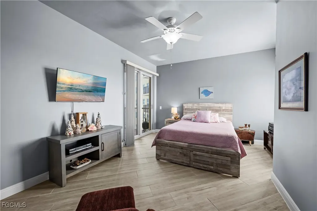 2745 1st Street Fort Myers FL 33916