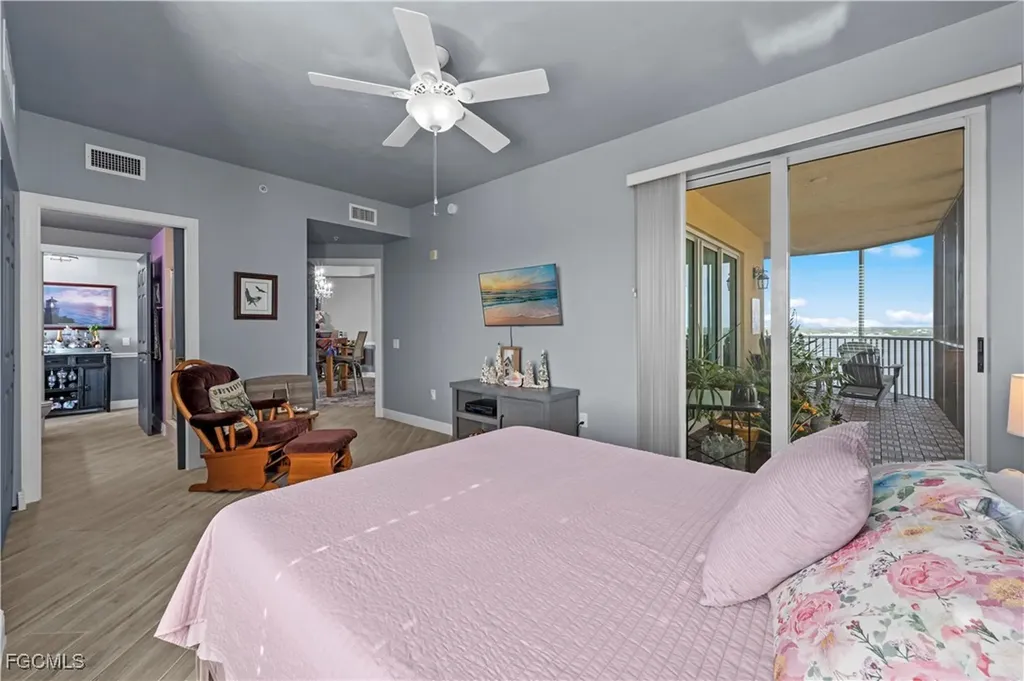 2745 1st Street Fort Myers FL 33916