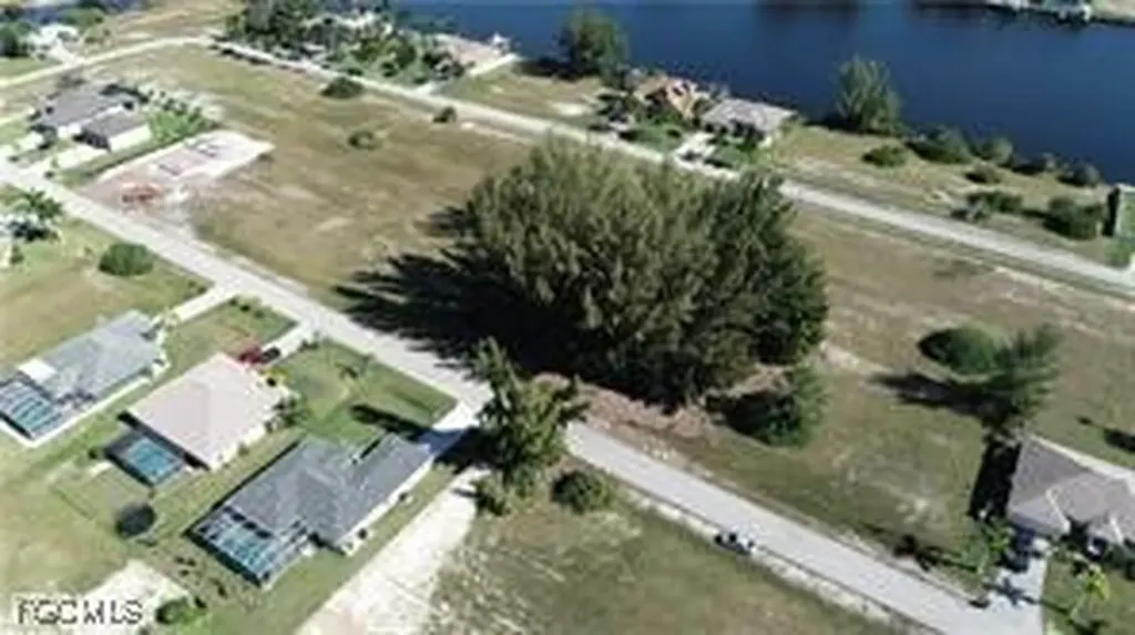 2815 NW 45th Place Cape Coral FL 33993