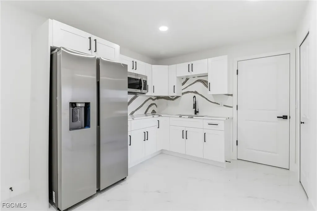 1918 NW 21st Terrace Cape Coral FL 33993