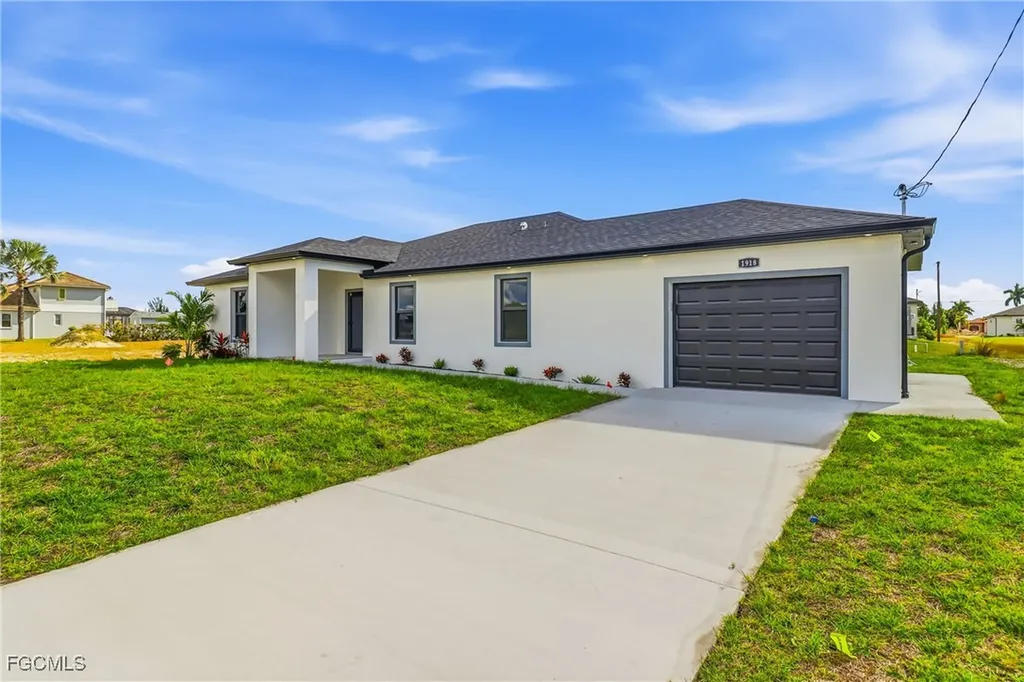 1918 NW 21st Terrace Cape Coral FL 33993