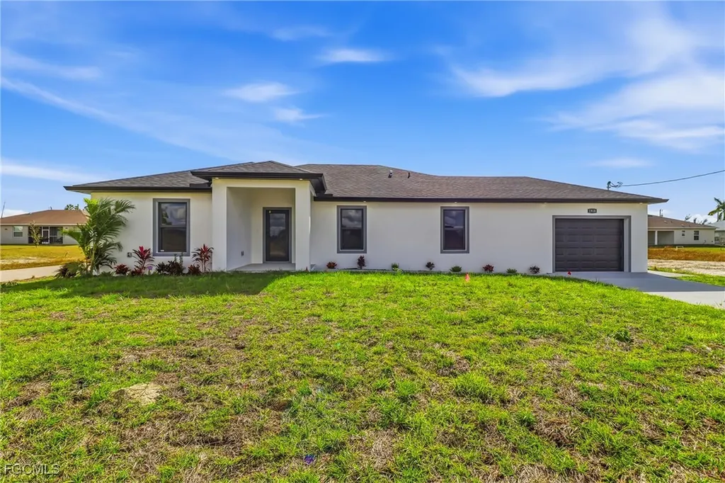 1918 NW 21st Terrace Cape Coral FL 33993