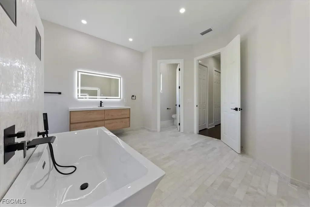 12800 Treeline Court North Fort Myers FL 33903