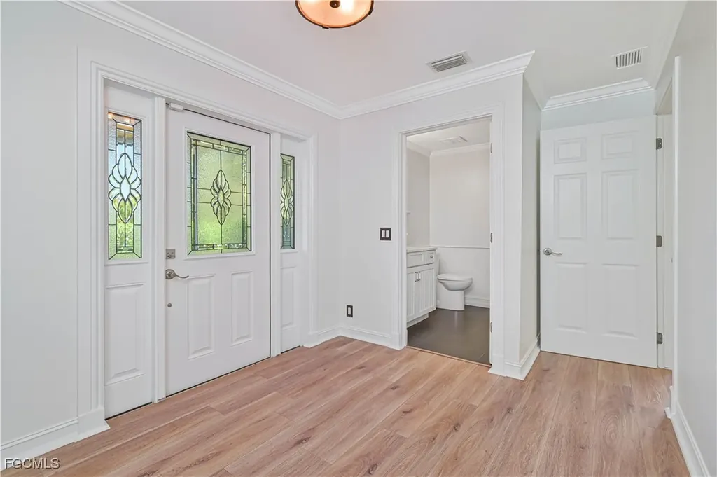 6941 Hunters Road Naples FL 34109