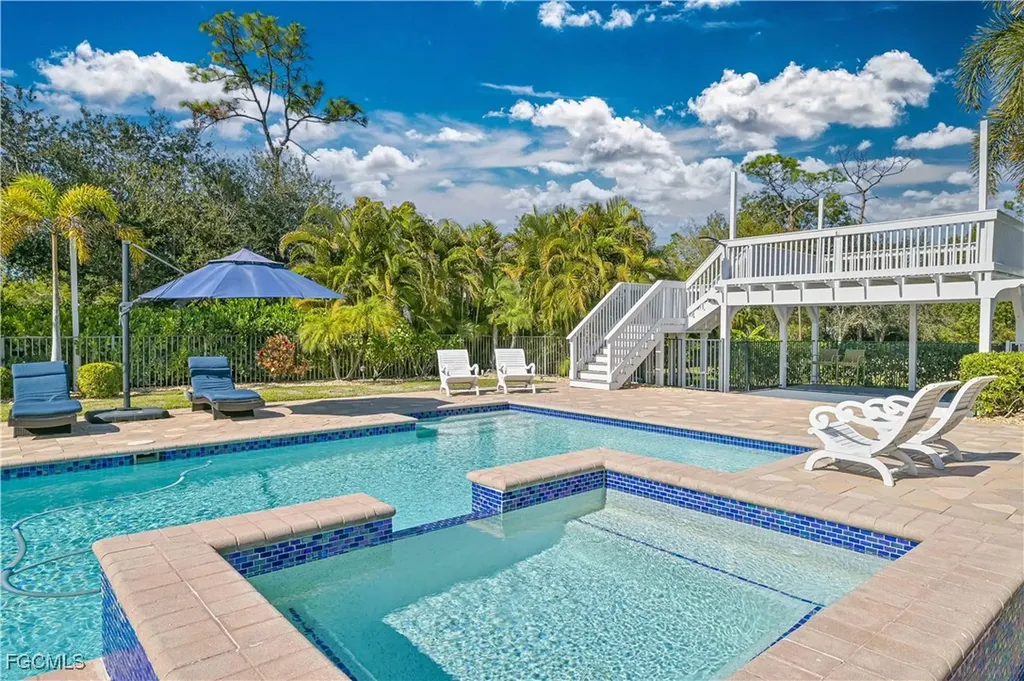 6941 Hunters Road Naples FL 34109