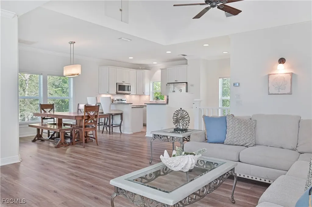6941 Hunters Road Naples FL 34109
