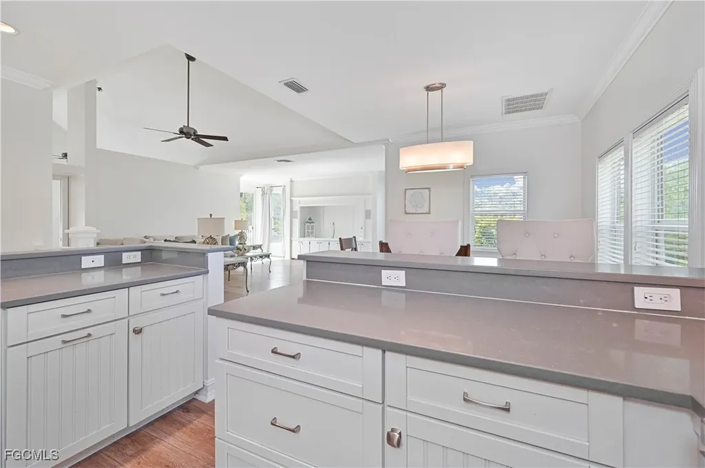 6941 Hunters Road Naples FL 34109