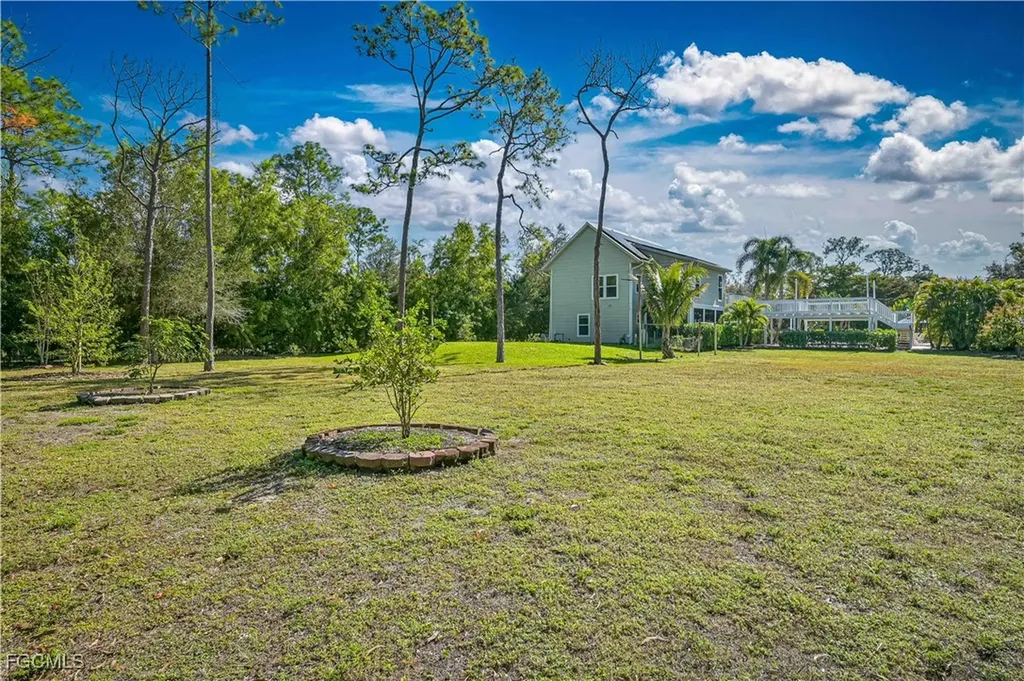 6941 Hunters Road Naples FL 34109