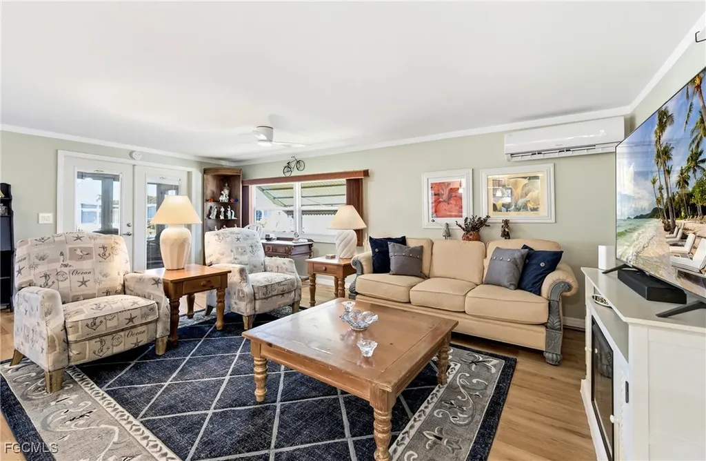 5523 Sir Walter Way North Fort Myers FL 33917