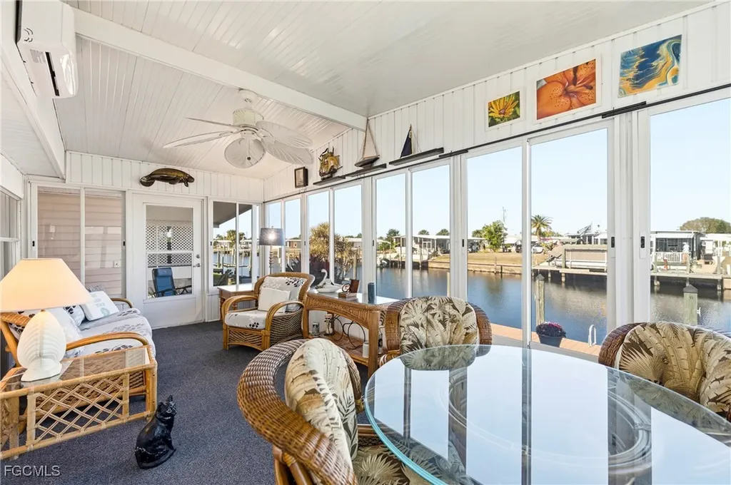 5523 Sir Walter Way North Fort Myers FL 33917