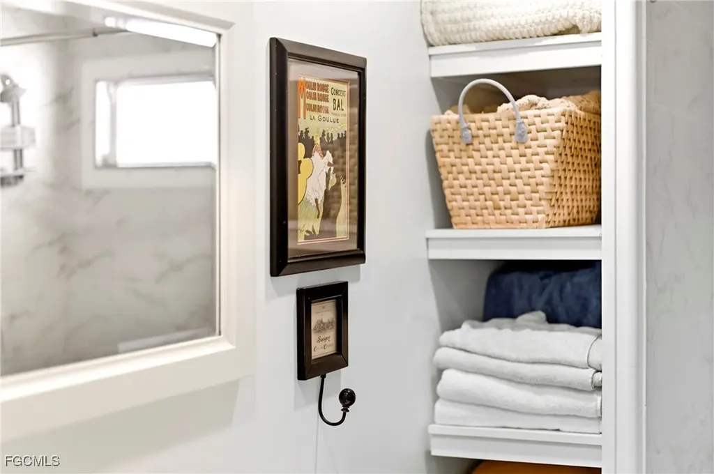 5523 Sir Walter Way North Fort Myers FL 33917