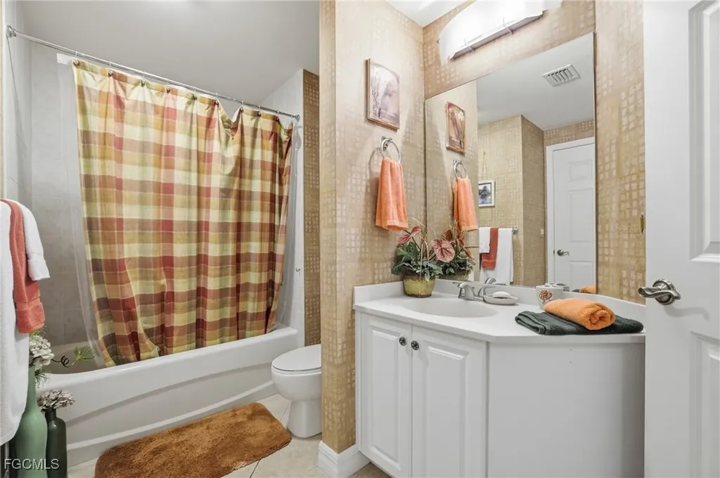 2797 1st Street Fort Myers FL 33916